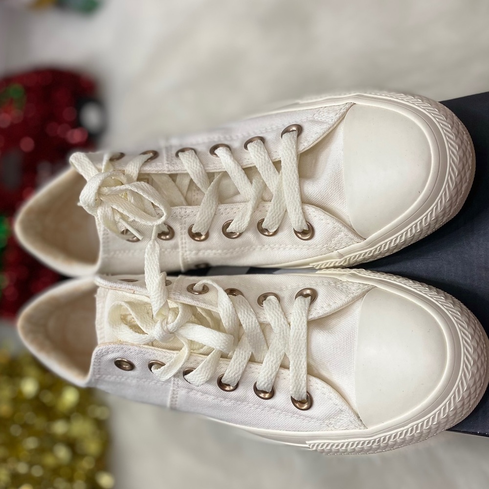 Low Top Madison Ox Converse